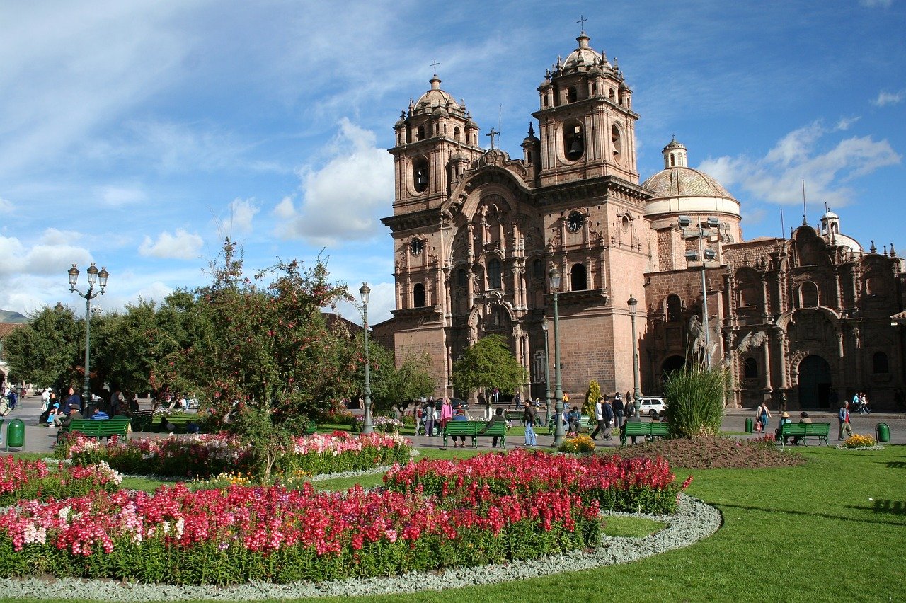 TOUR TRADICIONAL DE 5 DÍAS 4 NOCHES EN CUSCO